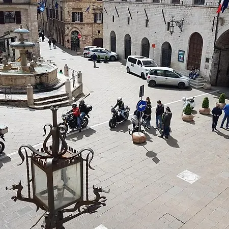 Palazzo Bozzoni Boutique * Asís